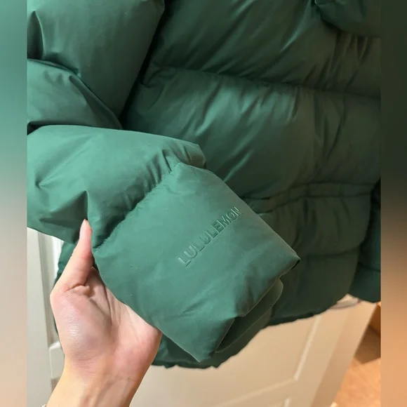 COPY - Lululemon Wunder Puff green
